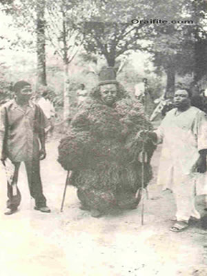 Amalukwu o Mmuo Mask.