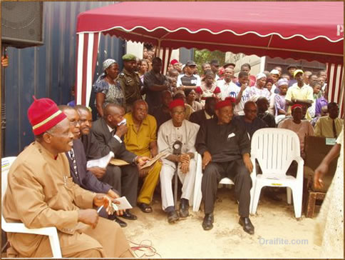 Ibo Pictures of Oraifite People welcome Anambra State Governor Chris Ngige.