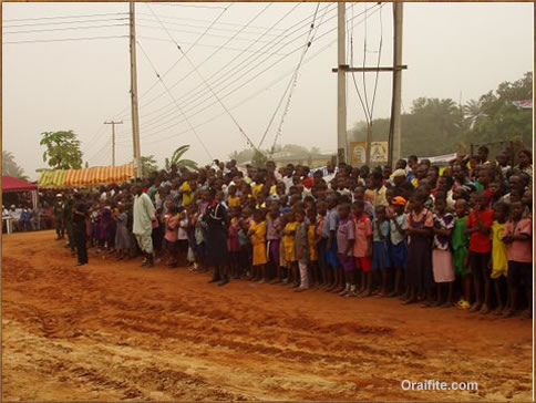 Igbo Pictures of Oraifite People welcome Dr Chris Ngige.